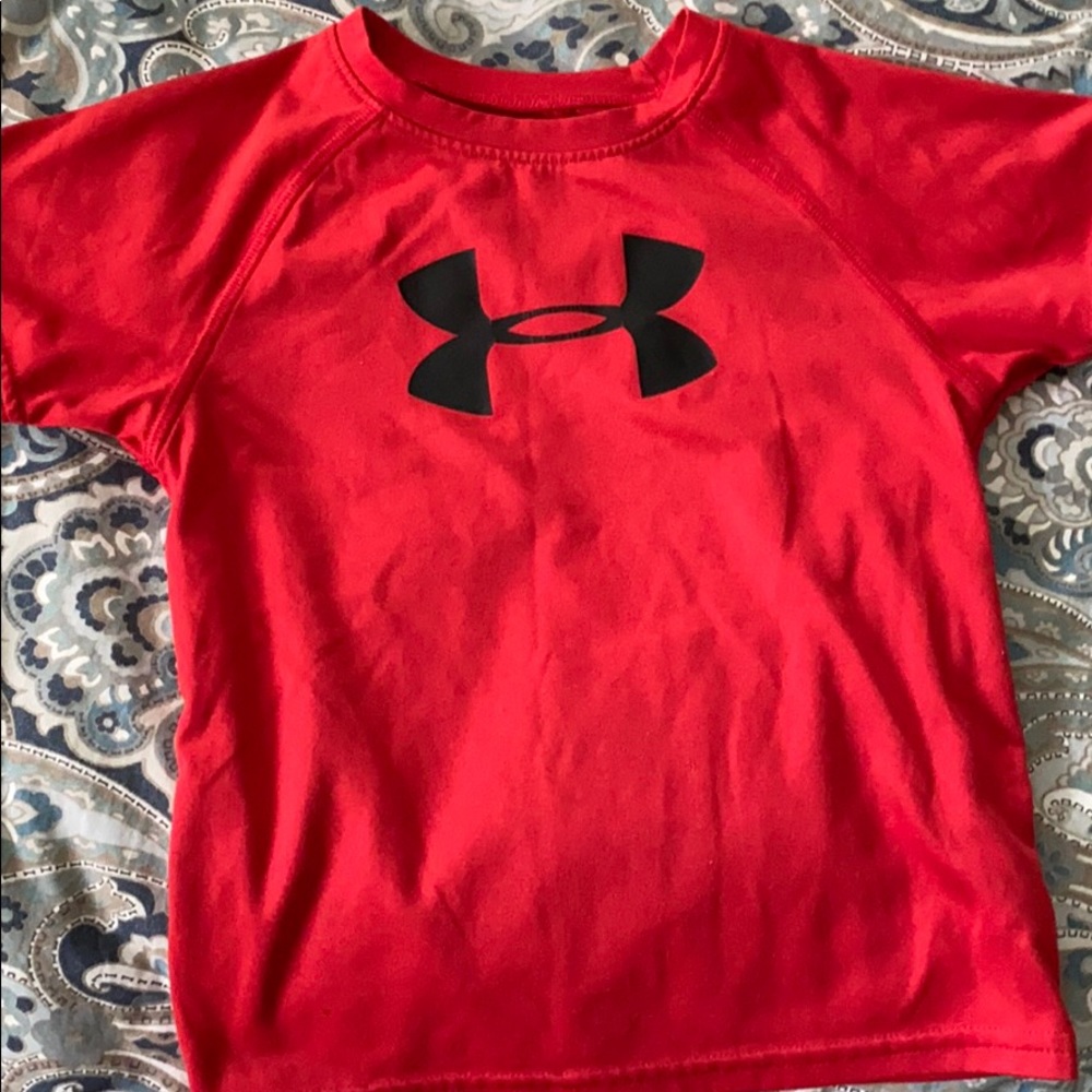 Red under Armour shirt